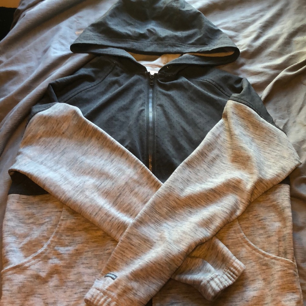 Black and gray Columbia zip up. Size xs